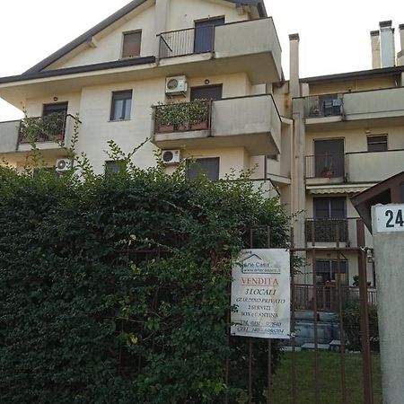 Da Vale E Teo Apartment Legnano Luaran gambar